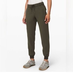 Lululemon Olive Drawstring Jogger Pants - Women